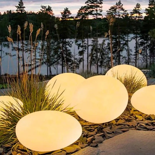 Cobblestone garden light night view – Woodiny