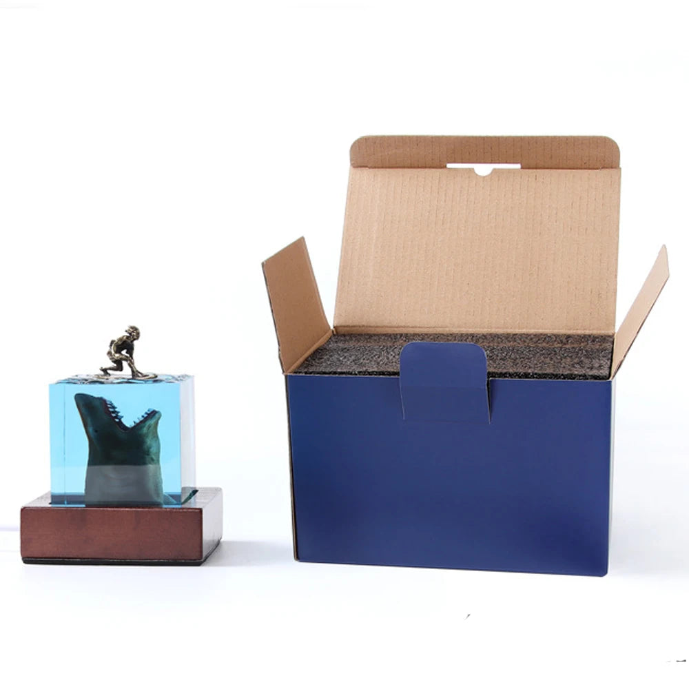 Shark epoxy resin USB night light – Woodiny