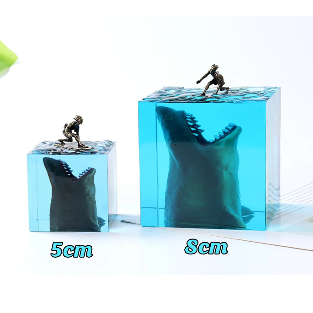 Epoxy resin shark lamp dark room glow – Woodiny