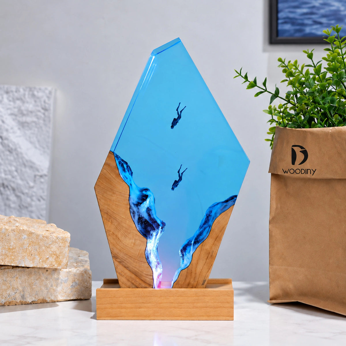 Double Dive Epoxy Resin Night Light – two divers in a wooden canyon of ocean-blue resin | Woodiny