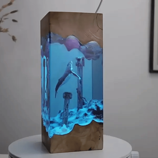 Sunken city resin lamp ruins close-up – Woodiny