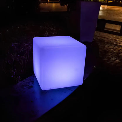 Modern LED cube outdoor lamp – Woodiny