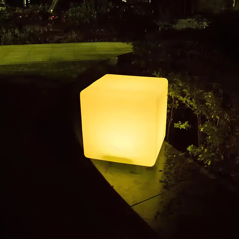 Cubic Garden Light | Moderní LED venkovní kostková lampa